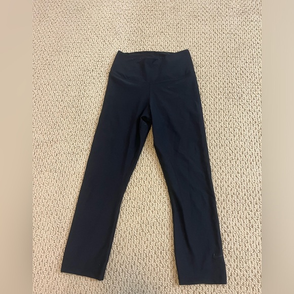 Nike Women’s Leggings - Picture 1 of 7